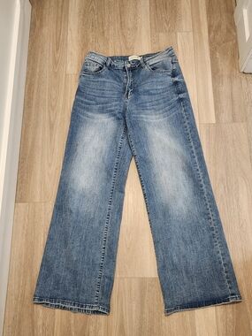 Molly Bracken Wide-Leg Jeans in Faded Blue